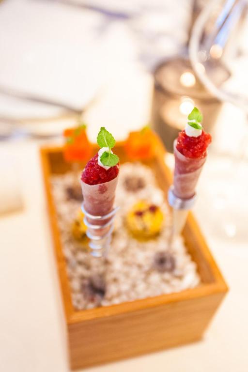 Hotel Restaurant Lamm Rosswag ファイインゲン・アン・デア・エンツ エクステリア 写真